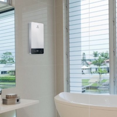 Электрический проточный водонагреватель 18 кВт Electrolux NPX 12-18 SENSOMATIC PRO