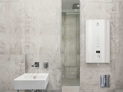 Электрический накопительный водонагреватель Electrolux EWH 80 Centurio IQ 3.0